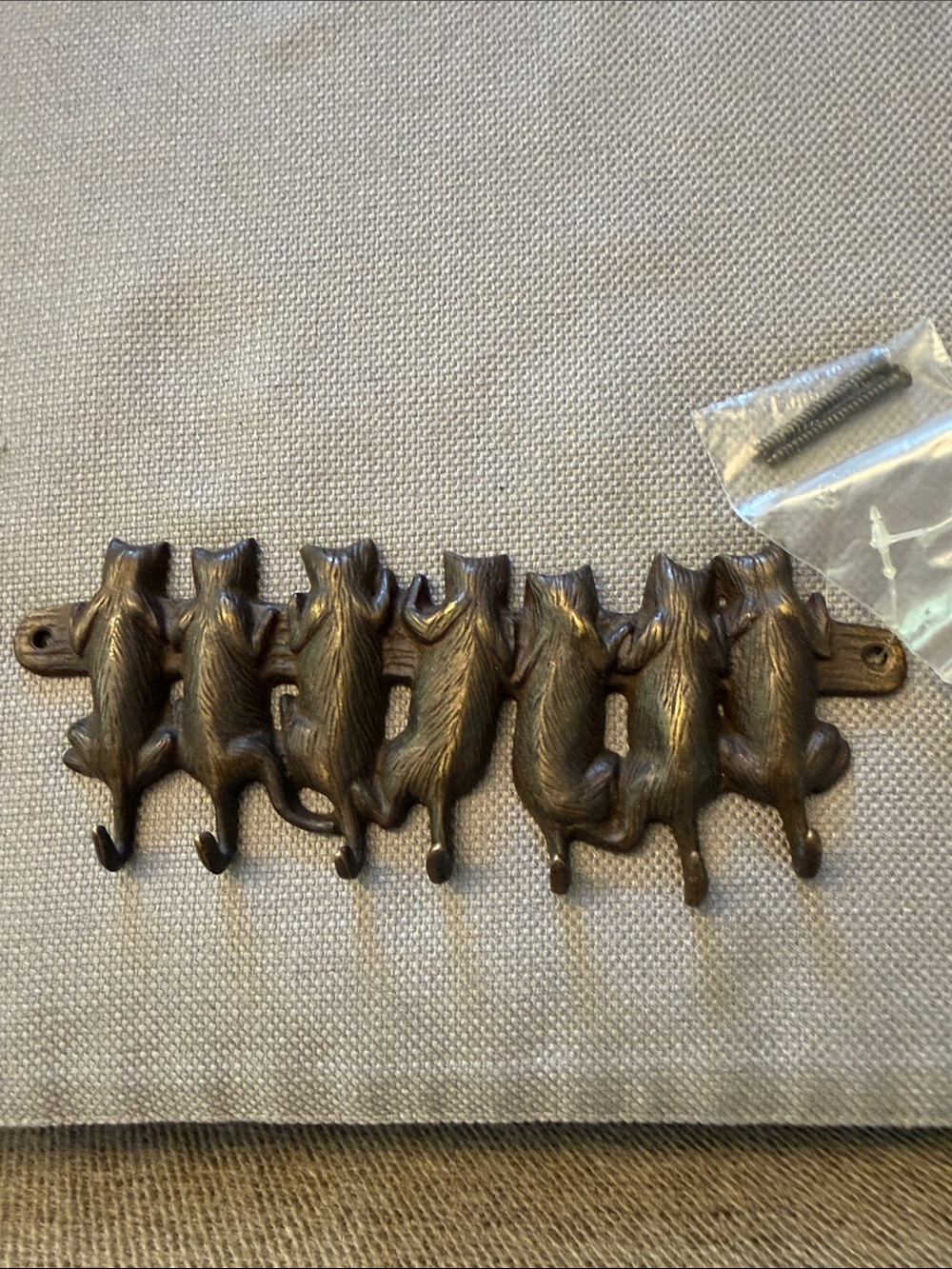 Bronze Cat Row Wall Hook Rack - Decorative Home Accent